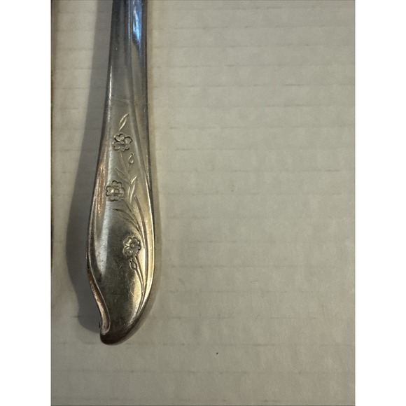 2 Modern Hollow Dinner Knives International Silver  Springtime International Silverplate 1957 (5) Dinner Knives  9\
